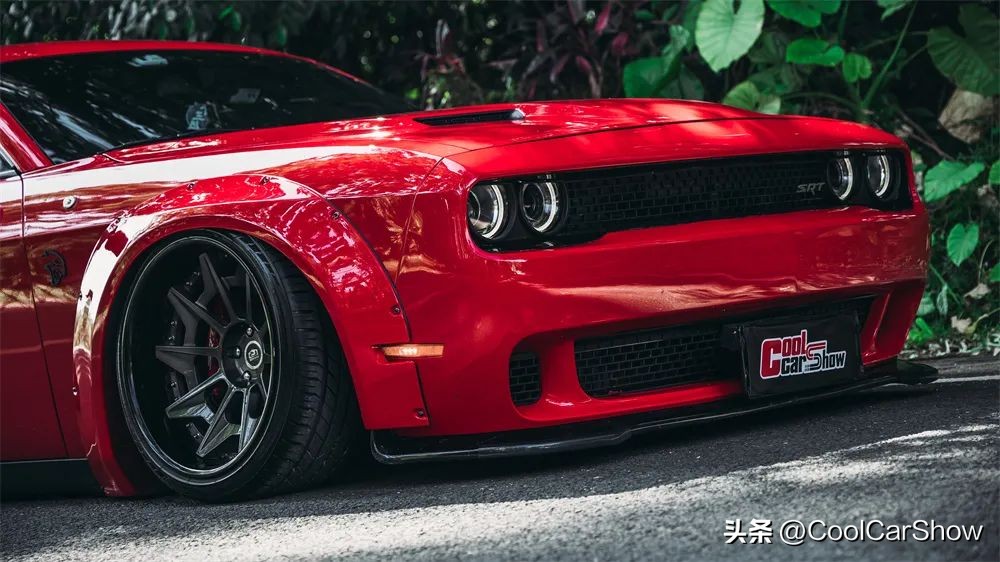 玩美式车,挑战者大宽体低趴