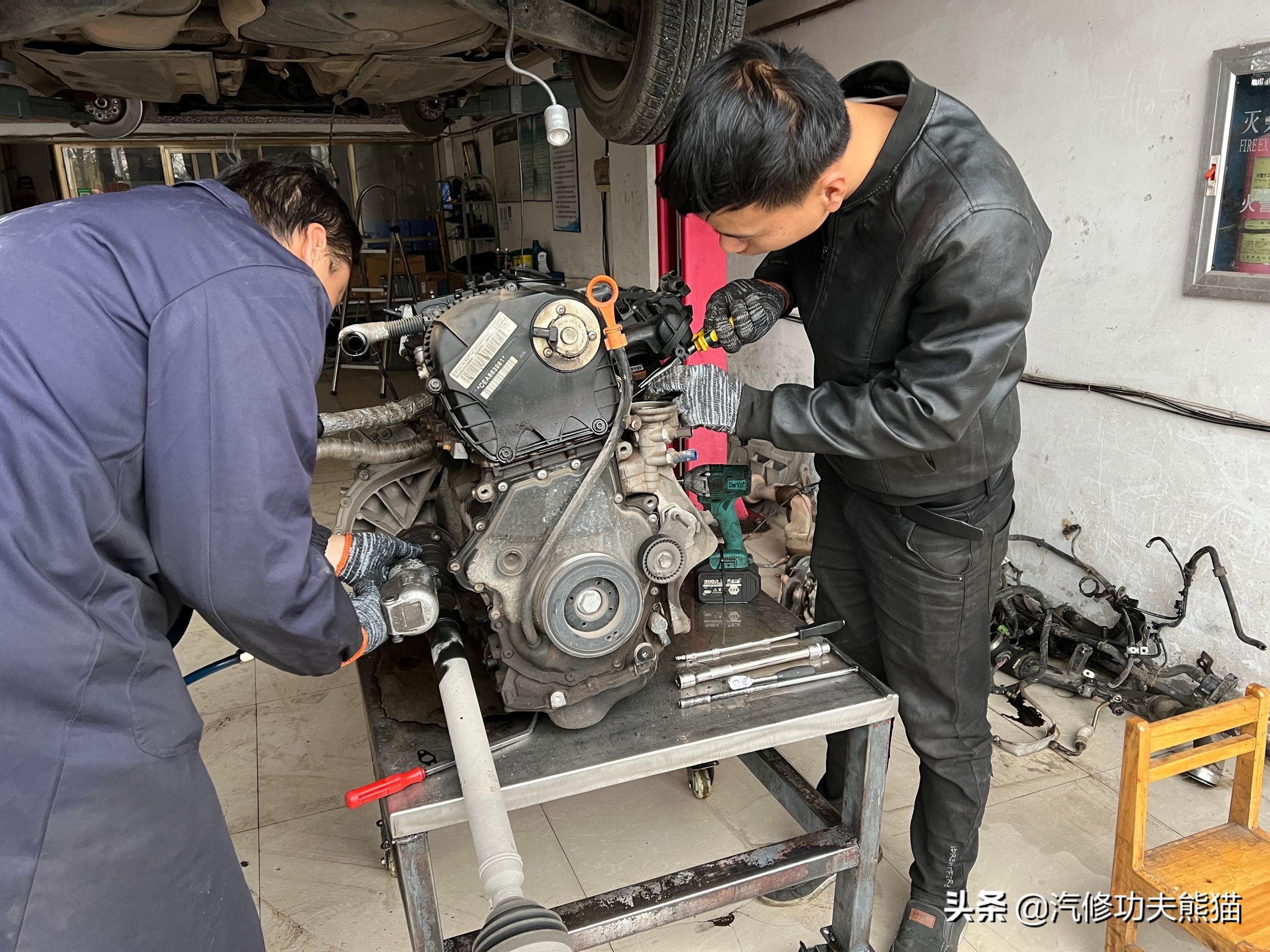 甯曡惃鐗硅溅涓荤儳鏈烘补瑙嗛,澶т紬甯曡惃鐗圭儳姘旈棬