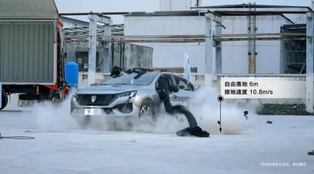 哪款车防撞梁最结实耐用,速腾的防撞梁与标致408防撞梁对比