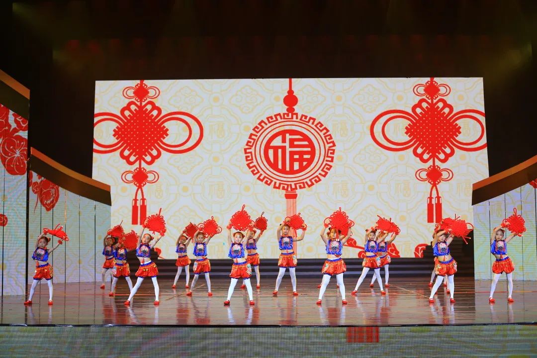 厦门艺术学校艺术照,厦门市艺术学校