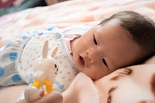 产后4天吃什么不涨奶,产后月子餐重要吗