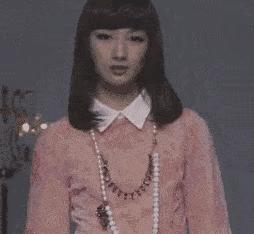 神回复：老鼠贴粘到的，吃了不会犯法吧？网友：自首，争取死缓