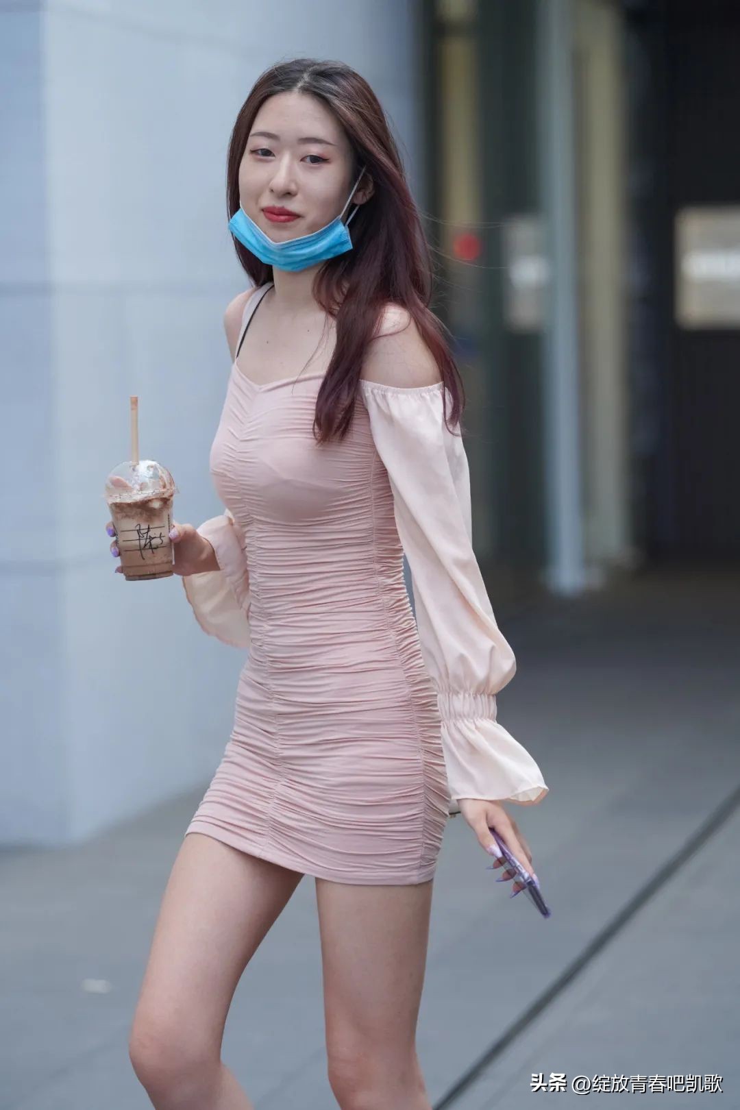 碎花连衣裙搭配什么高跟鞋好看,皮粉色连衣裙搭配什么高跟鞋好看