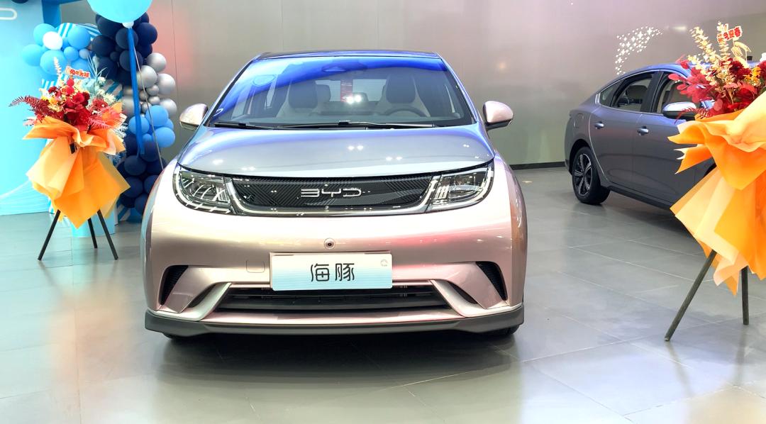 现在的4s店都是一条龙服务吗,梧州竹湾比亚迪4s店