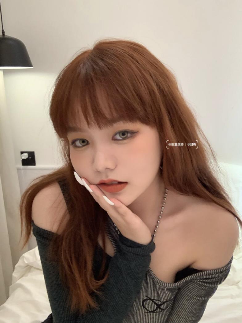 别再染挂耳染了，今年流行的“巴黎画染”太好看了