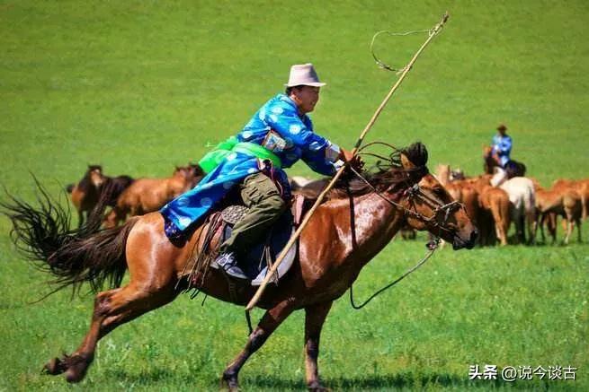 蒙古族的风土人情和民俗文化,大草原上蒙古族风土人情视频