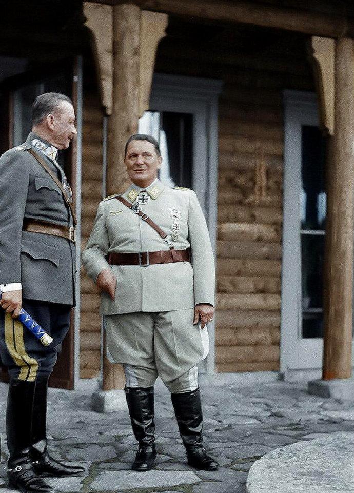 日军日记:*安妇慰**不服从管教,我很愤怒,用*刀刺**插入她的*体下**