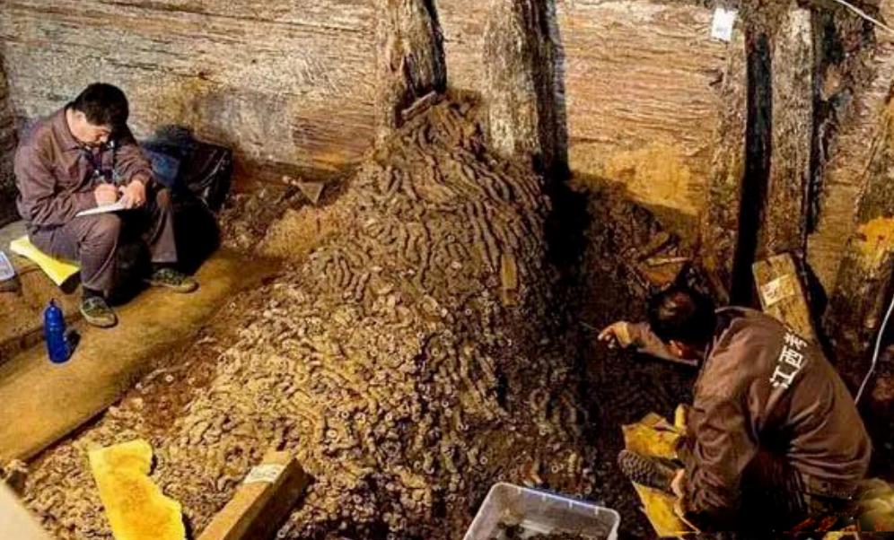 古代王朝更迭时，前朝货币都去哪儿了？