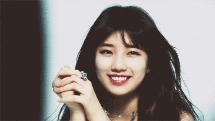 八字刘海怎么打理才不会显头秃,12岁圆脸头秃长发适合剪什么刘海