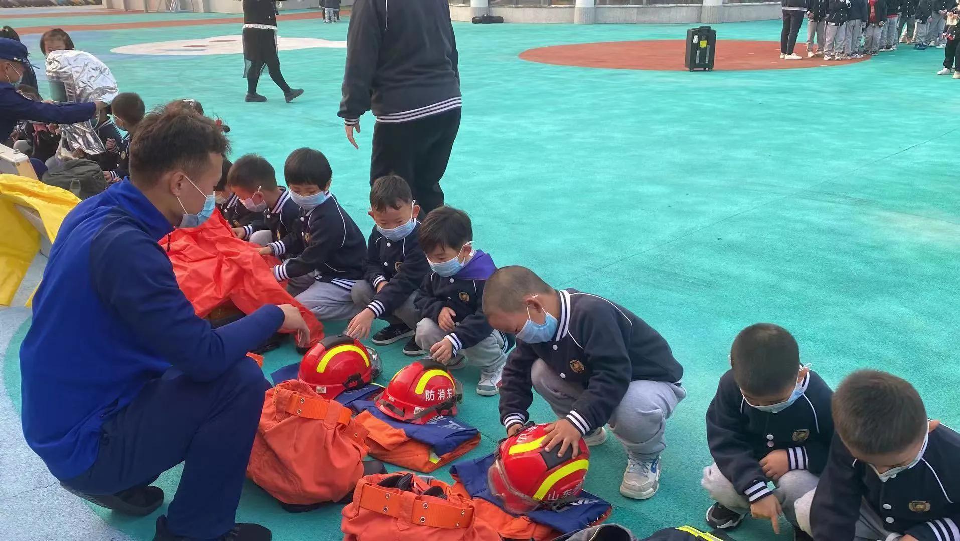 派出所进校园消防安全演练简报,社区消防安全演练进校园活动方案