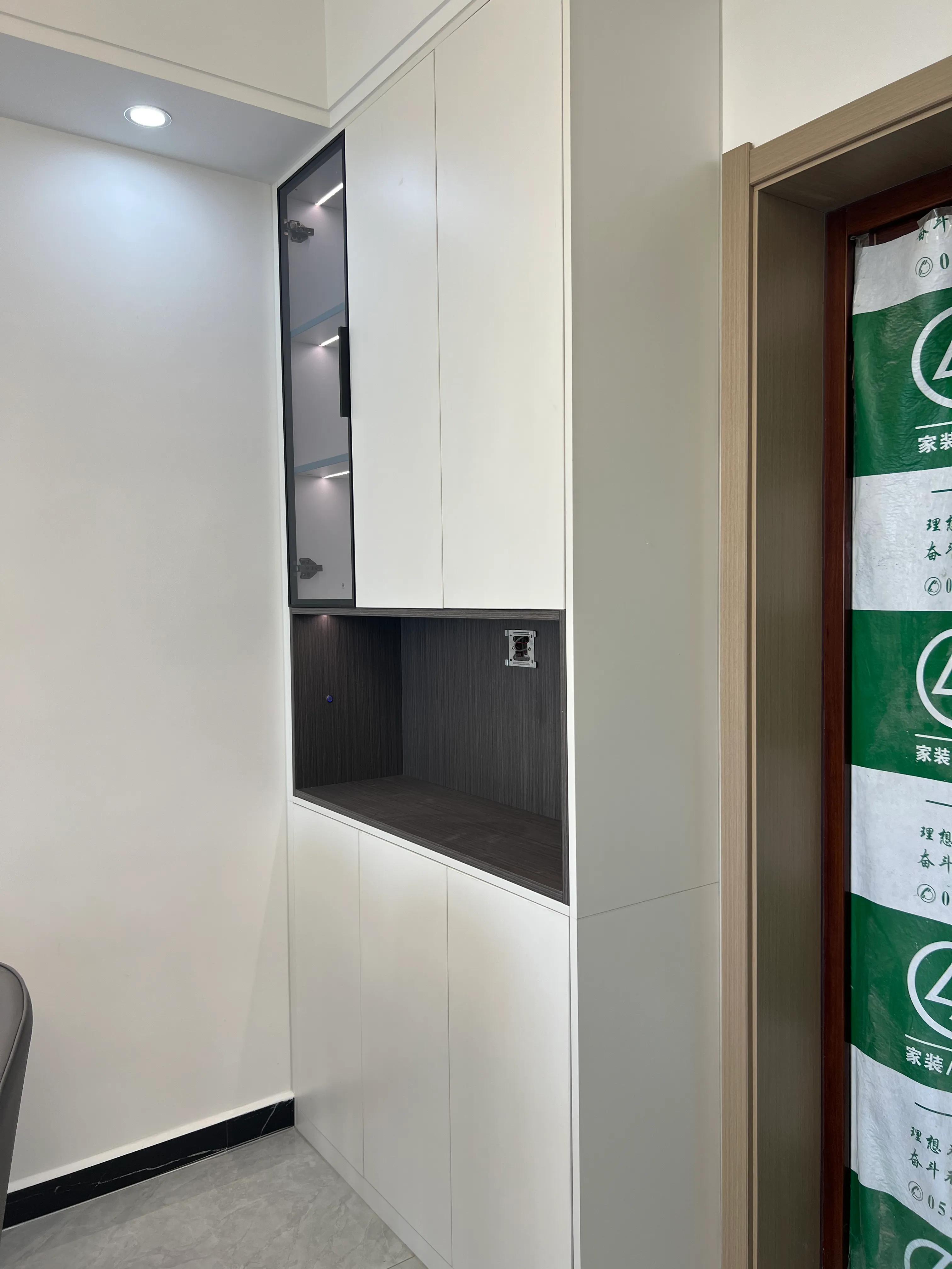 现代简约风格建筑,现代简约风格餐厅圆顶装修图