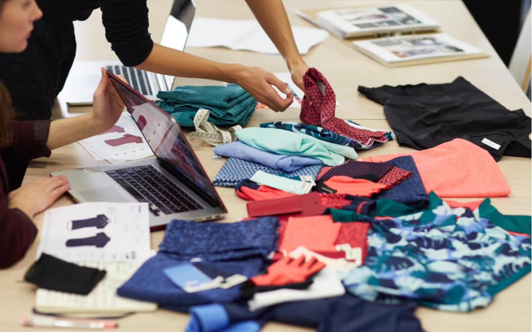 年轻女性冲入“直男天堂”，“土丑”迪卡侬要翻身了？