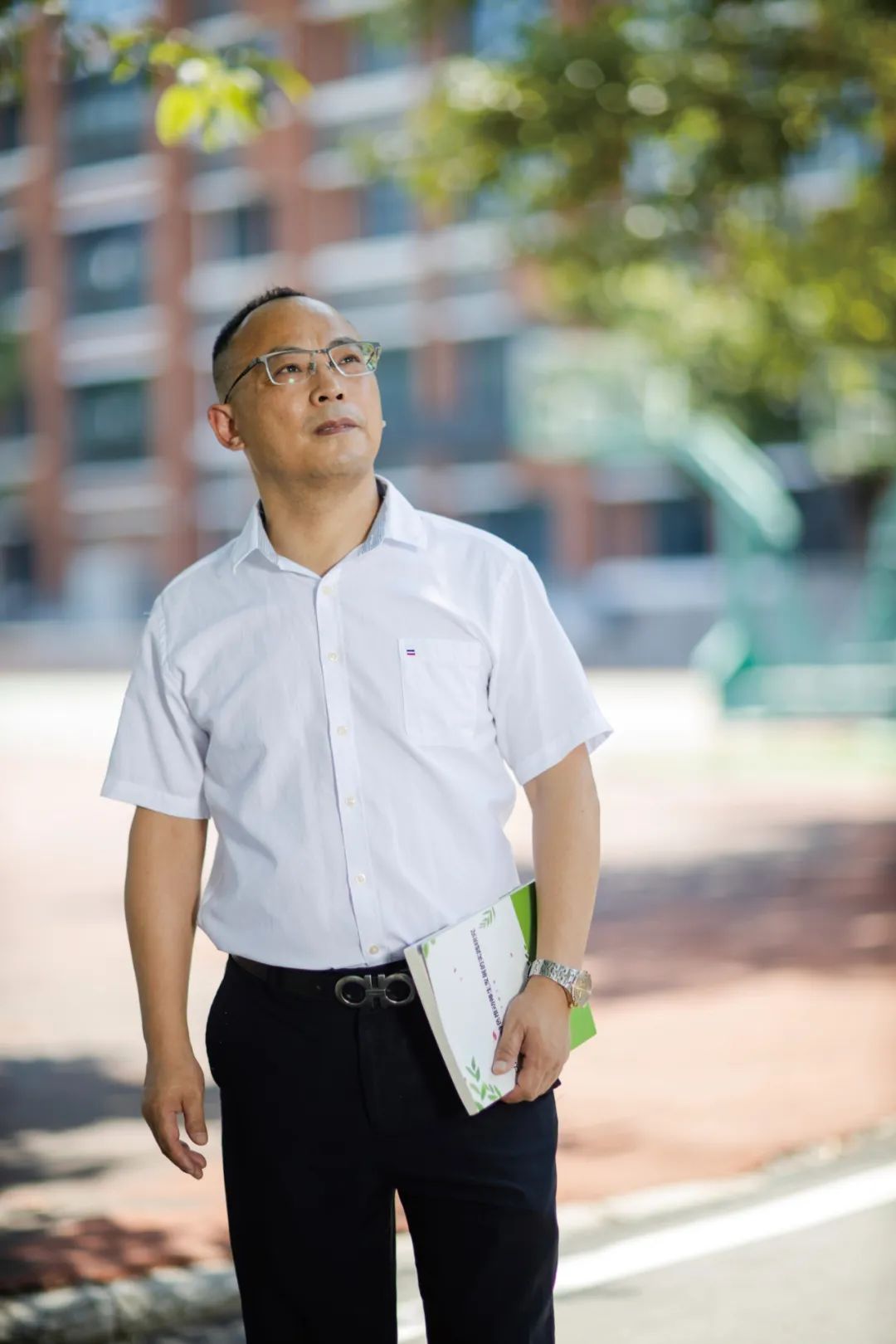 重庆实验外国语学校华岩校区校长,九龙坡区实验外国语学校教学质量