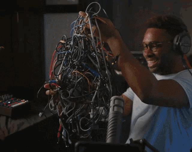 英国水电费如何缴费,英国wifi怎么办理