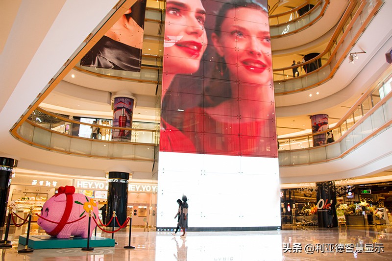 led橱窗屏,led橱窗功能