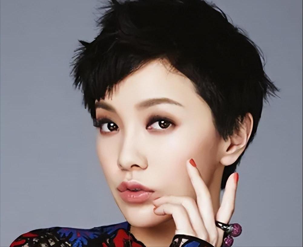 长着150的脸却有170的身高的女星,长得矮但是身材比例很好的女明星