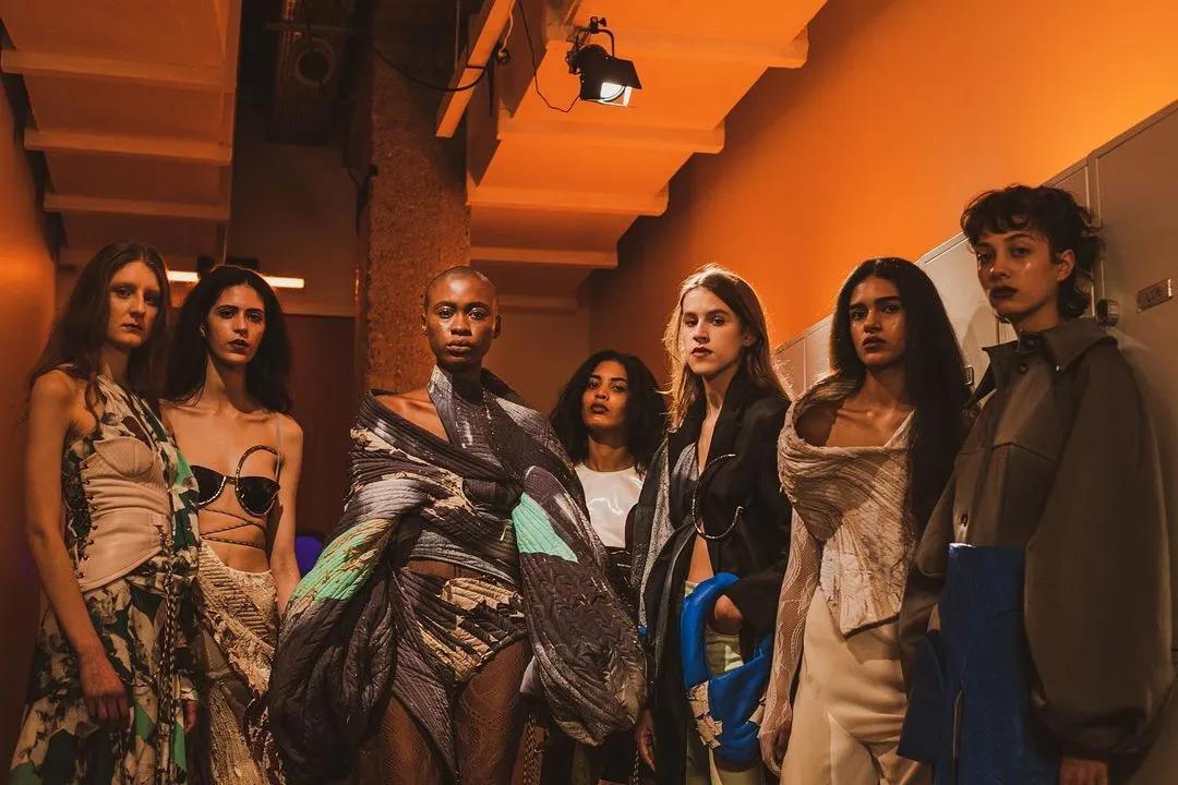 ifm娉曞浗鏃惰瀛﹂櫌璇█瑕佹眰,ifm娉曞浗鏃惰瀛﹂櫌鏈鐢宠