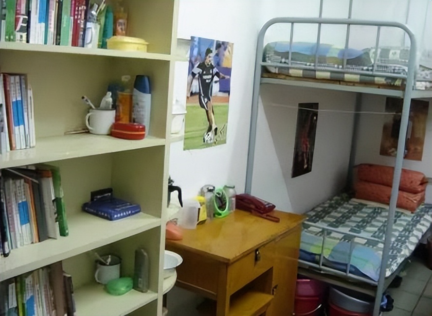 2011年6名小伙入读武汉大学，毕业才知从未被录取，被骗30多万