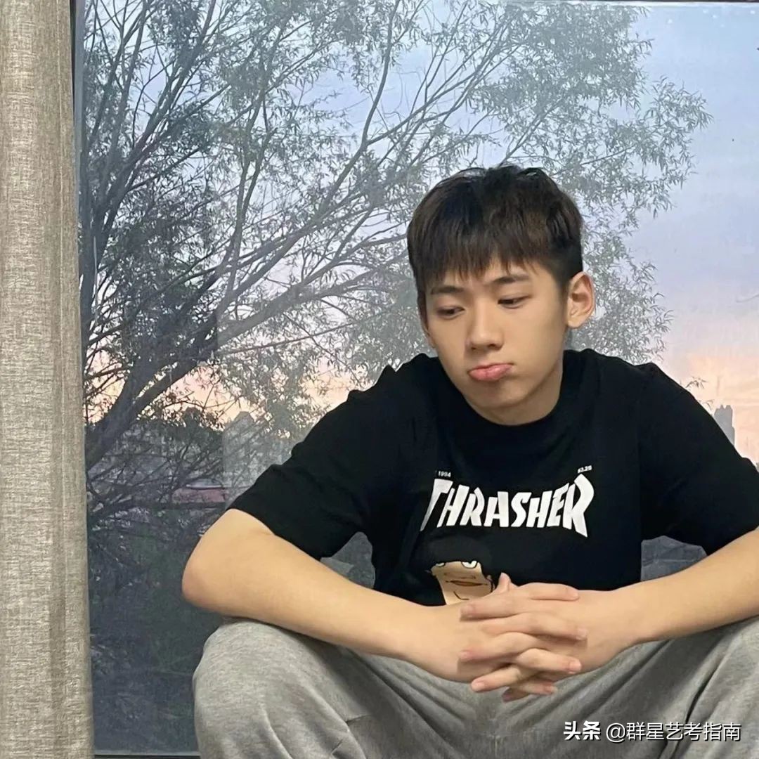 鍖楃數涓垙鐘跺厓,涓垙鍖楃數鑰冪