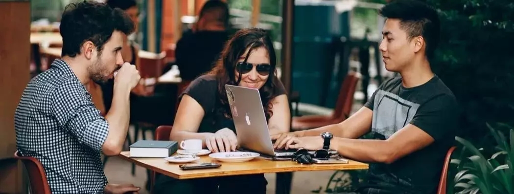 香港留学和英国留学性价比,英国留学vs澳洲留学我该选哪个