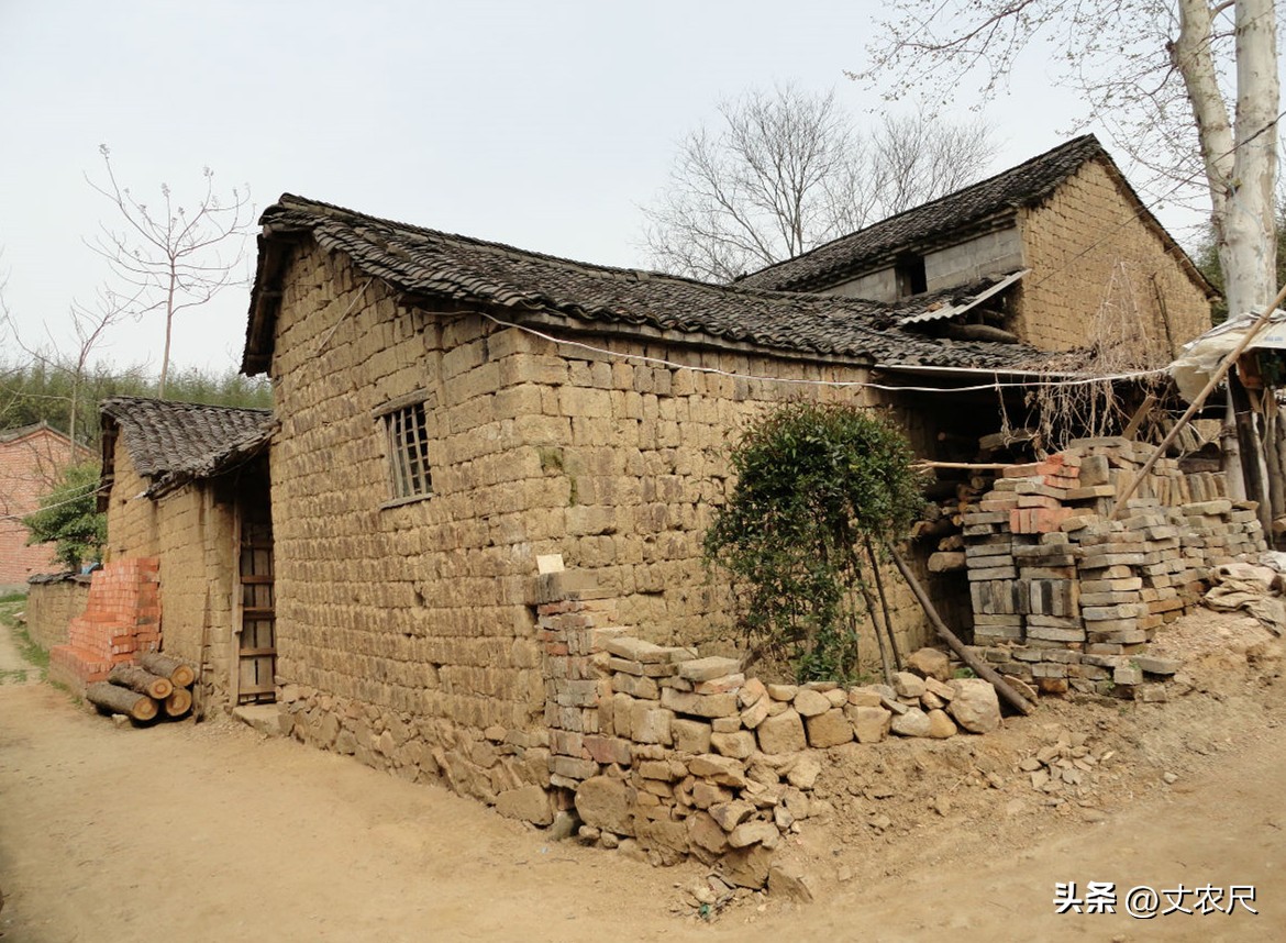 拆了房子没有安置怎么办,危房拆了房产证没有怎么处理