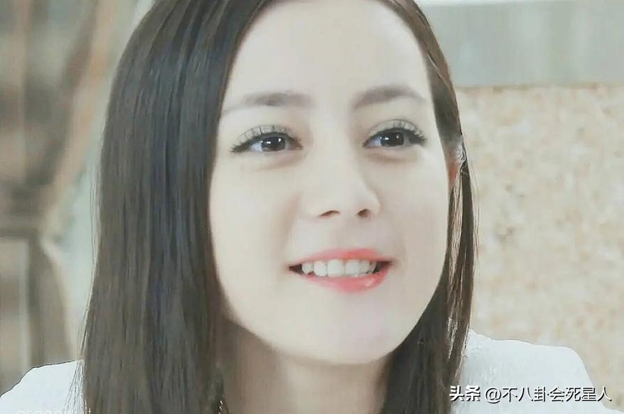 戴牙套是双刃剑：毛不易拯救一口烂牙，刘雯、肖战却变难看了