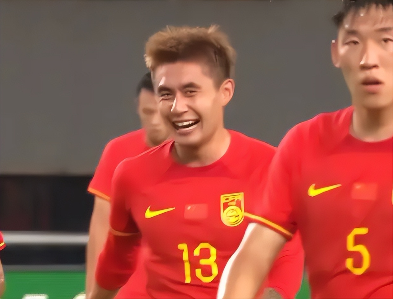 *仇报**雪恨！国足亚运队1比0战胜韩国，巴顿助攻孙沁涵破门