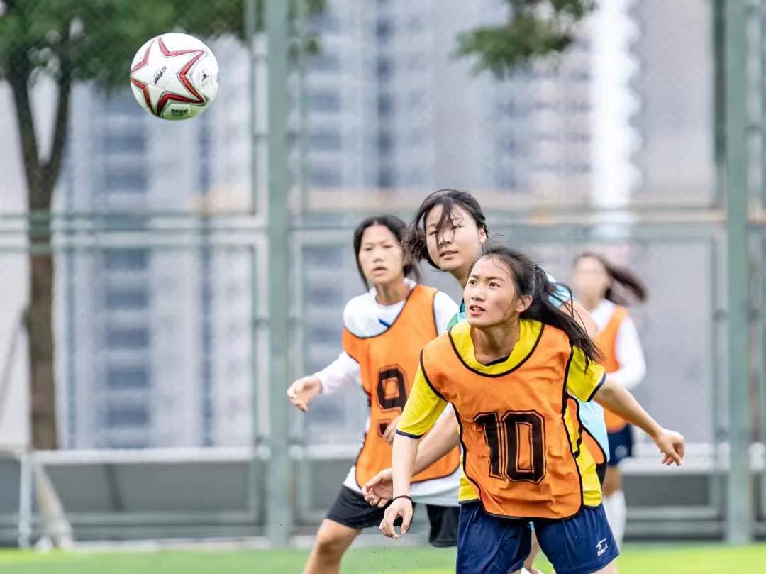 全国青少年足球夏令营广东队,全国青少年足球梅州