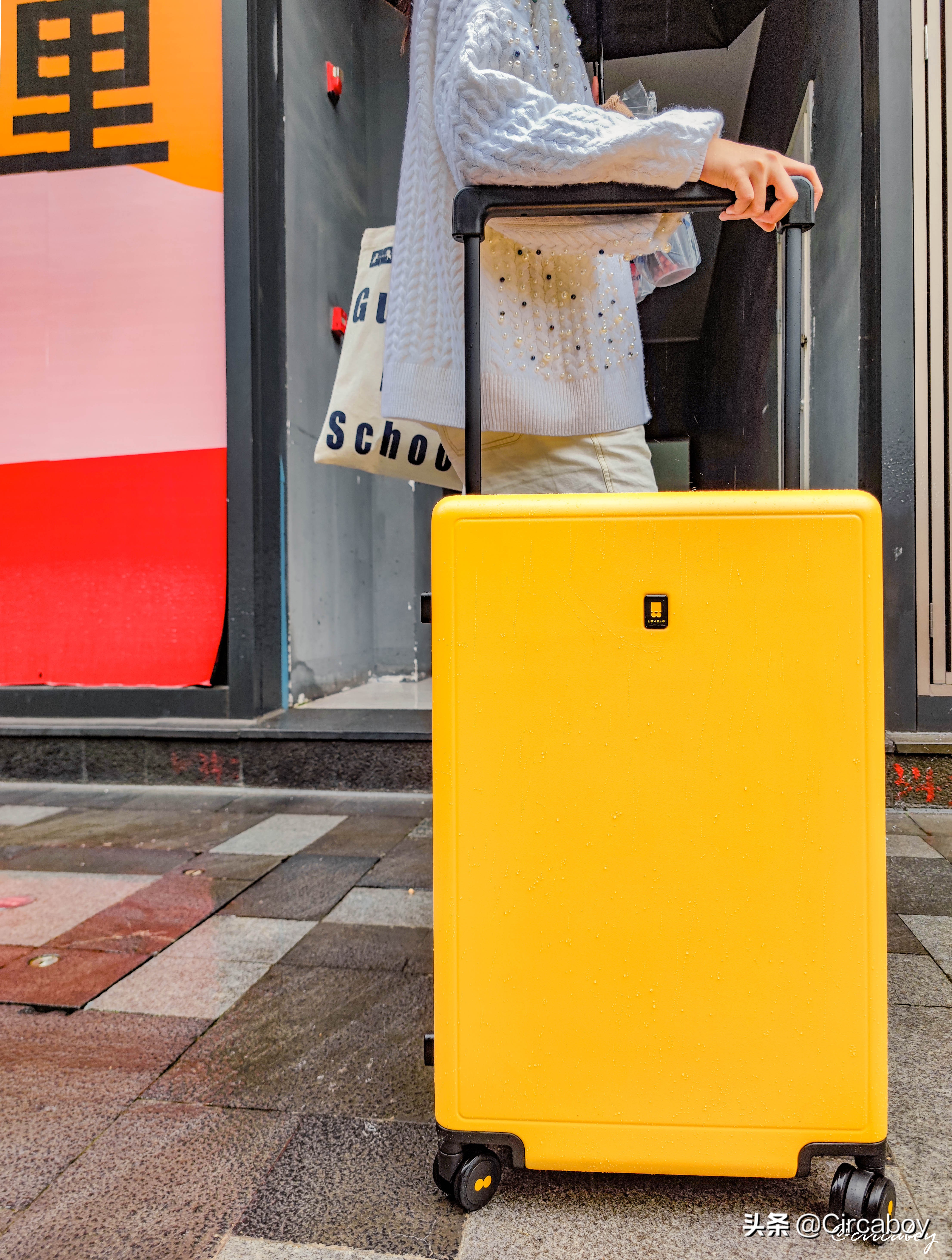 又美又能装，外出旅行必备好物——地平线8号大旅行家行李箱