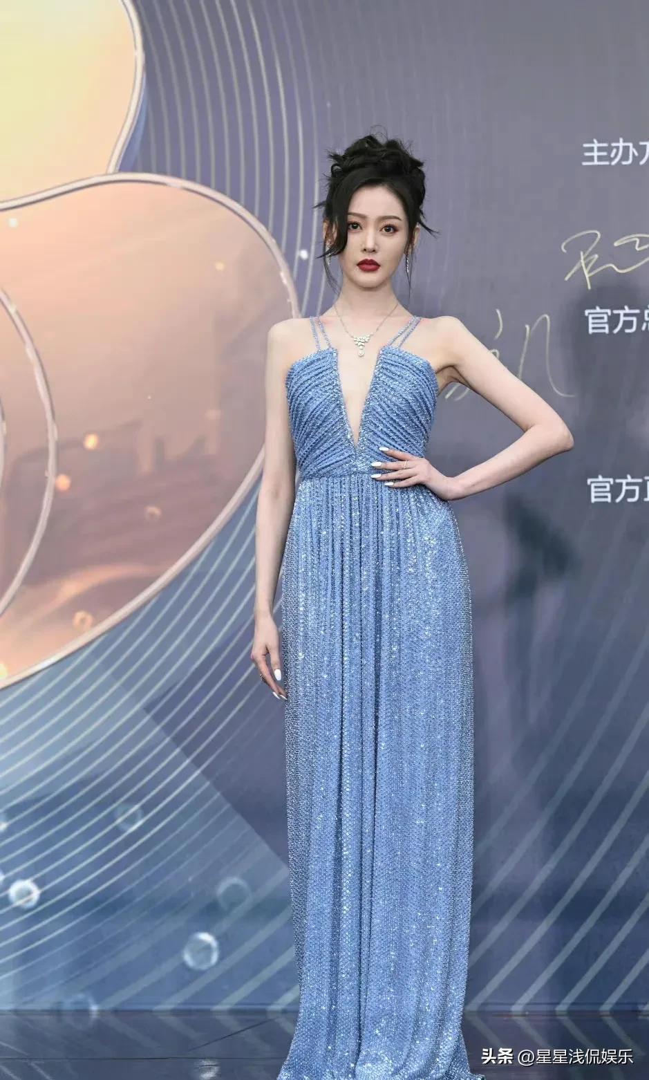 张天爱北京电影节落泪,关于张天爱胸骨的话题