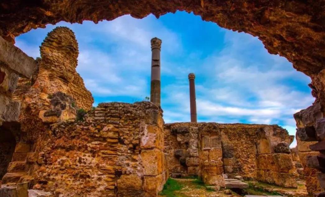 沙漠玫瑰原生地景观,沙漠里的沙漠玫瑰奇特景观