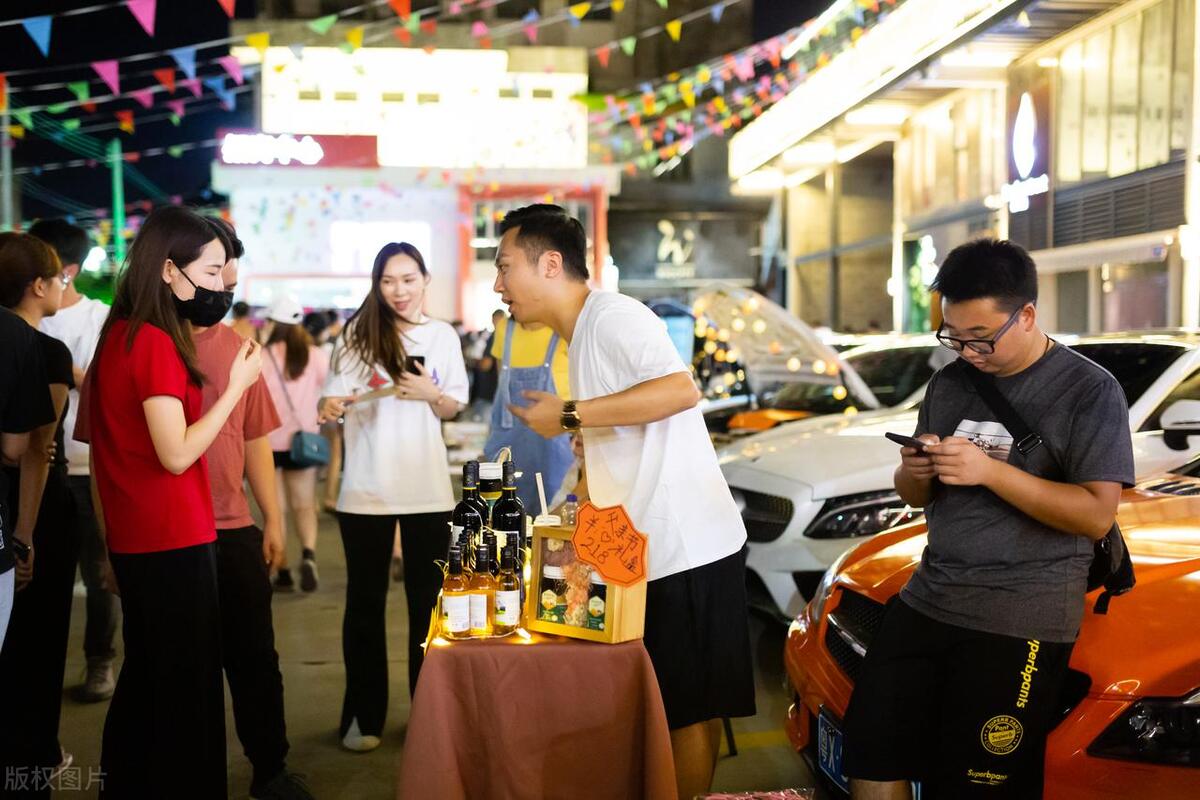 摆地摊小生意做什么最赚钱,摆地摊做小生意营销