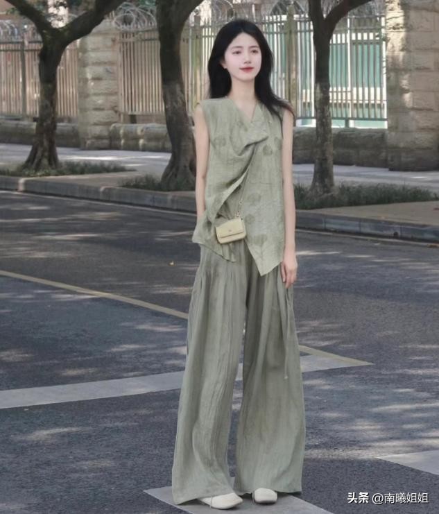 女士12种风格适合穿的颜色,敢穿哪几种颜色的女人气质好