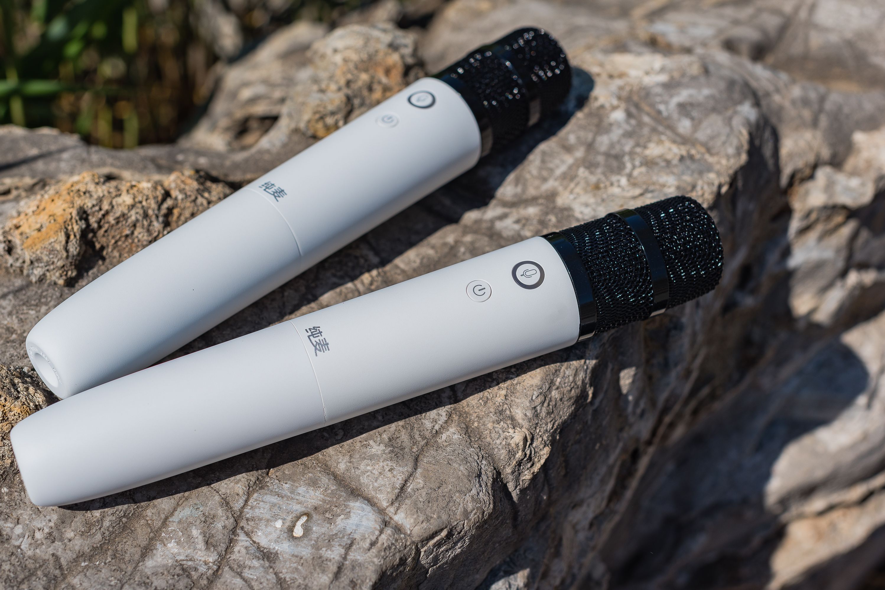 纯麦k歌无线麦克风u7pro使用,纯麦无线k歌麦克风u7pro有延迟吗