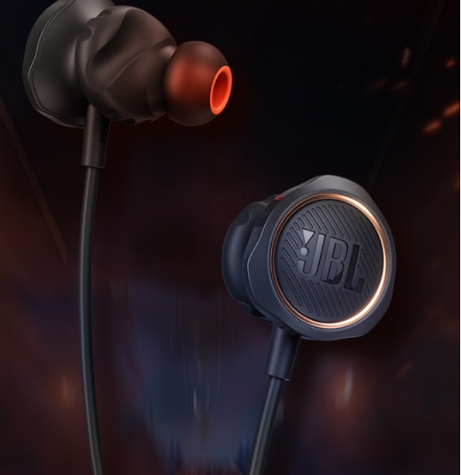 怎样选择一款高品质音频有线耳机,适合人声的头戴式耳机推荐