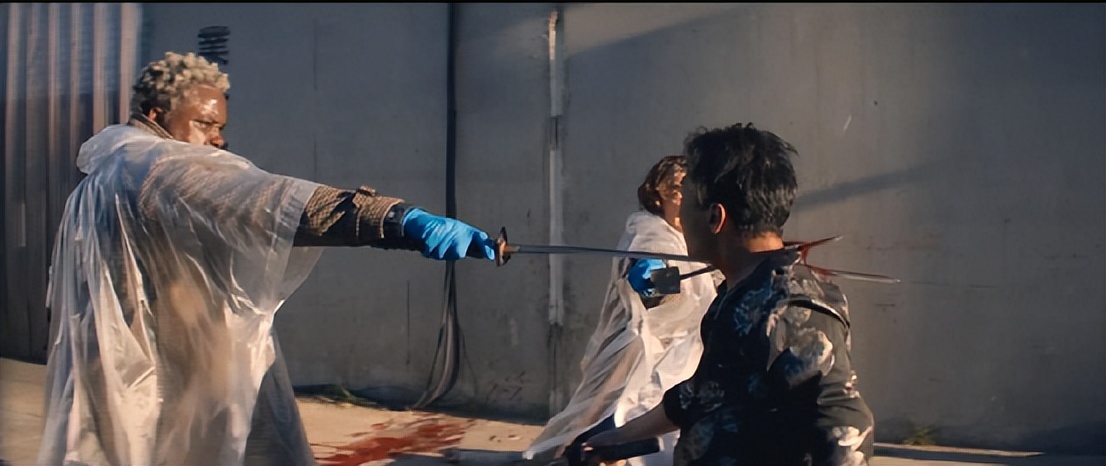 这部“R级片”，票房已破15亿，细扒这部电影，剧情画面太抓眼球