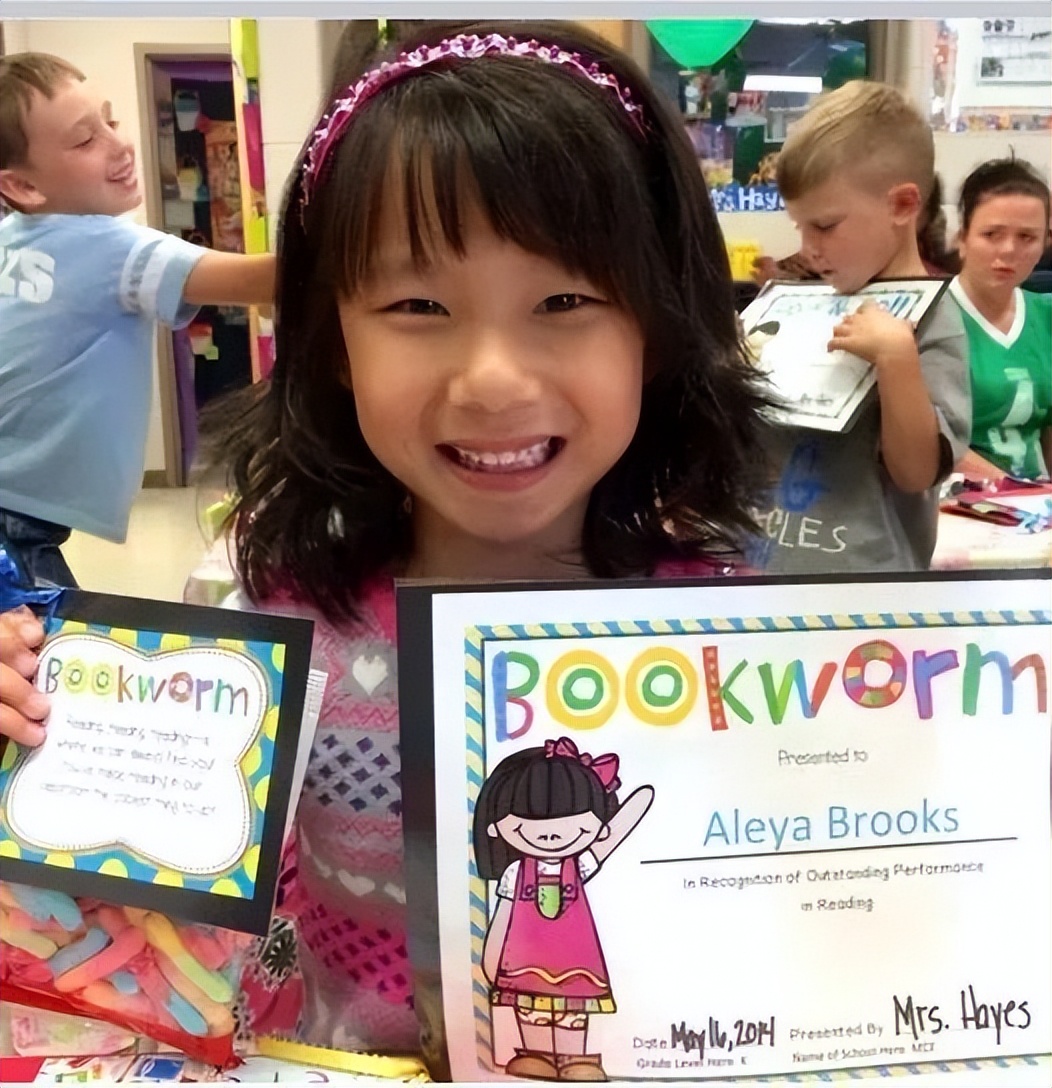 田州小镇近千人送别！来自中国的女孩，短暂却璀璨的一生