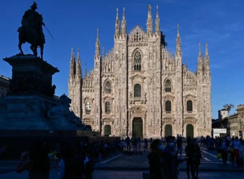 搬到瑞士需要多少钱,在米兰一年的生活费要多少