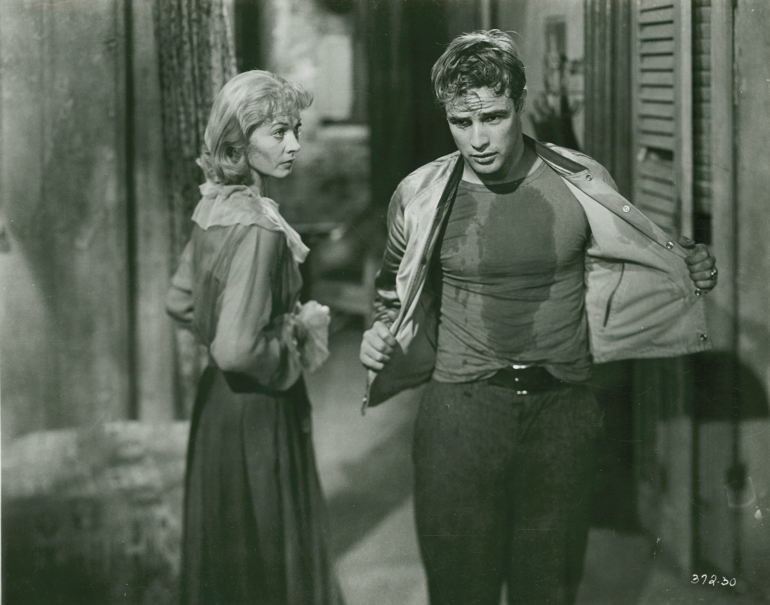 濂借幈鍧炴斁鑽′笉缇佺殑鐢峰,濂借幈鍧炵敺鏄庢槦鏀捐崱涓嶇緛