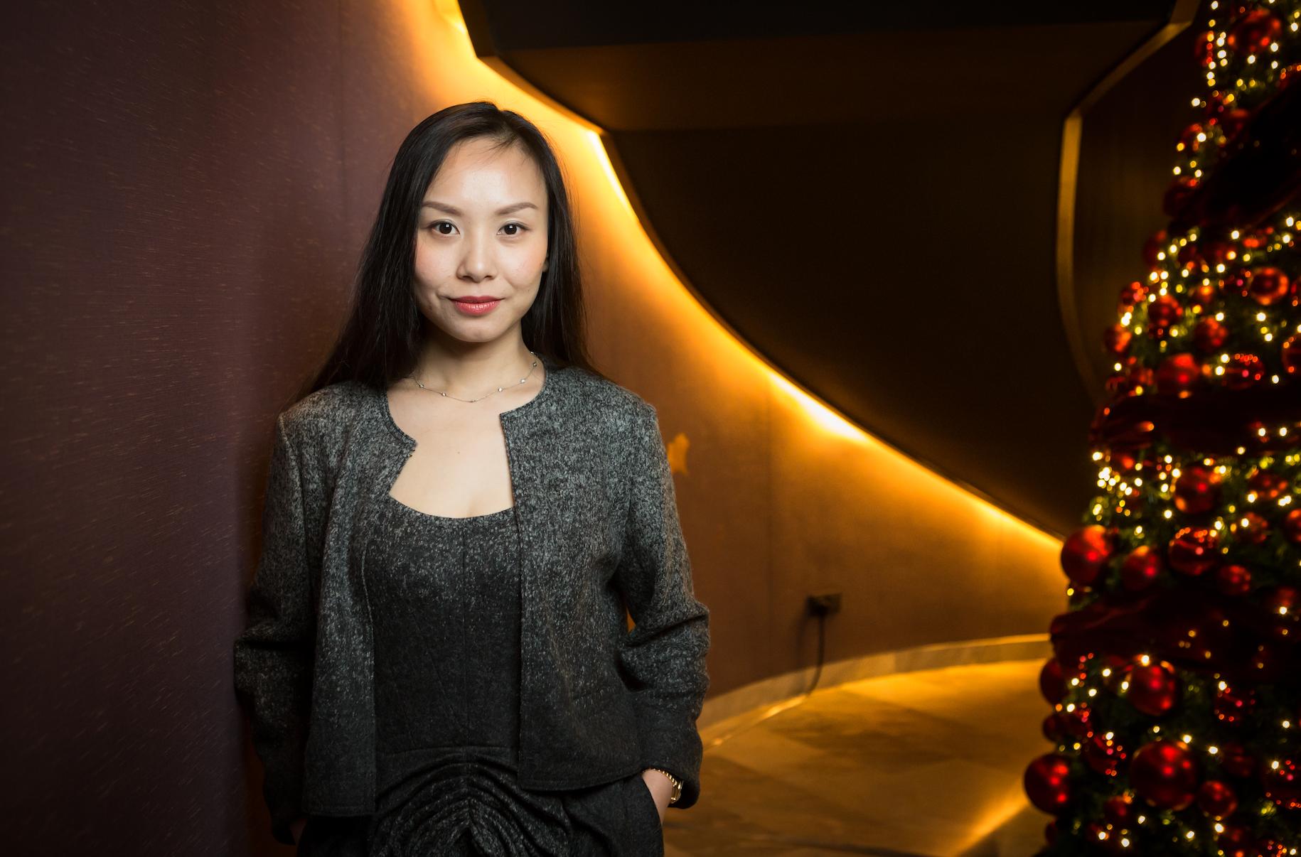 43岁，她正式执掌家族投资