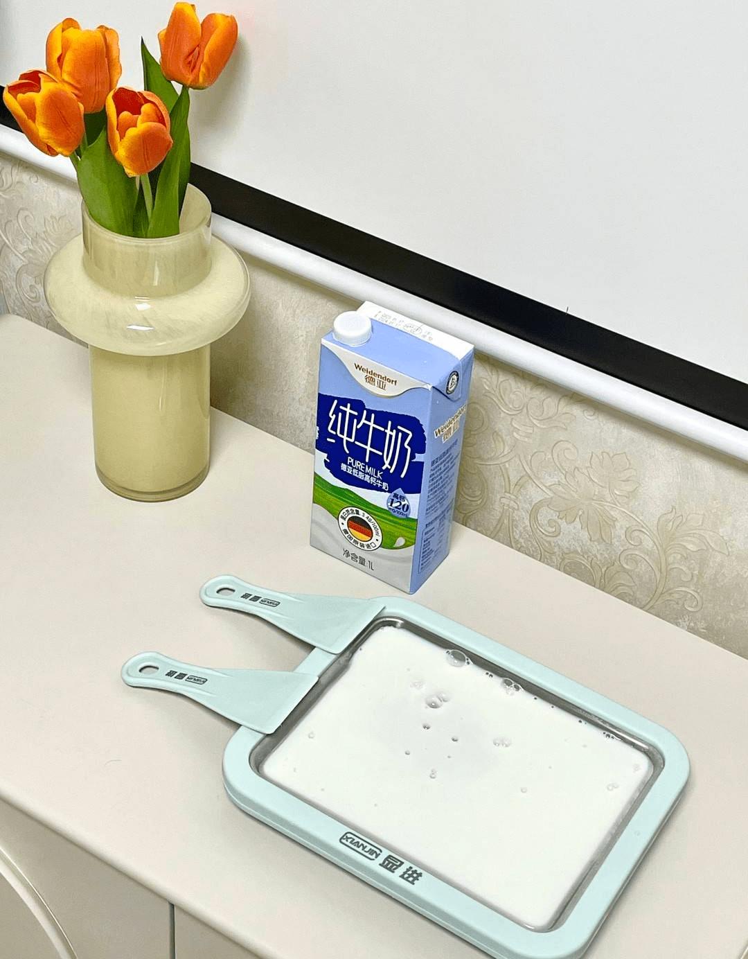 在家就可以体验炒冰的快乐,水果炒冰技术