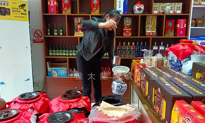 家用酿酒设备做酱香型白酒方法,夏季不锈钢酿酒设备