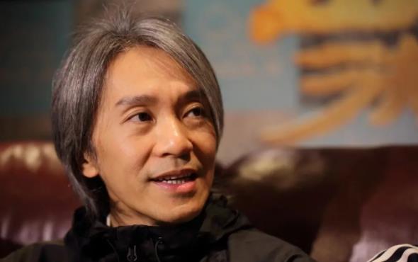 周星驰谁能比我惨粤语,周星驰谁能比我惨动图