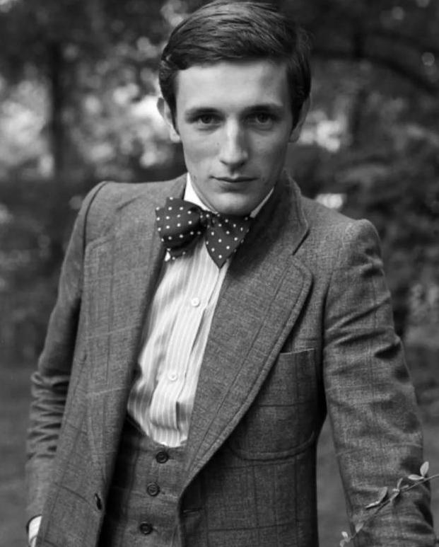 老佛爷卡尔生平,老佛爷卡尔为什么叫老佛爷