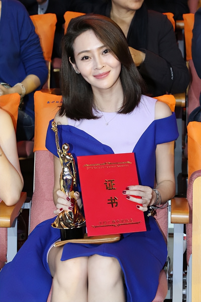 女演员于明加简介,演员于明加人生轨迹