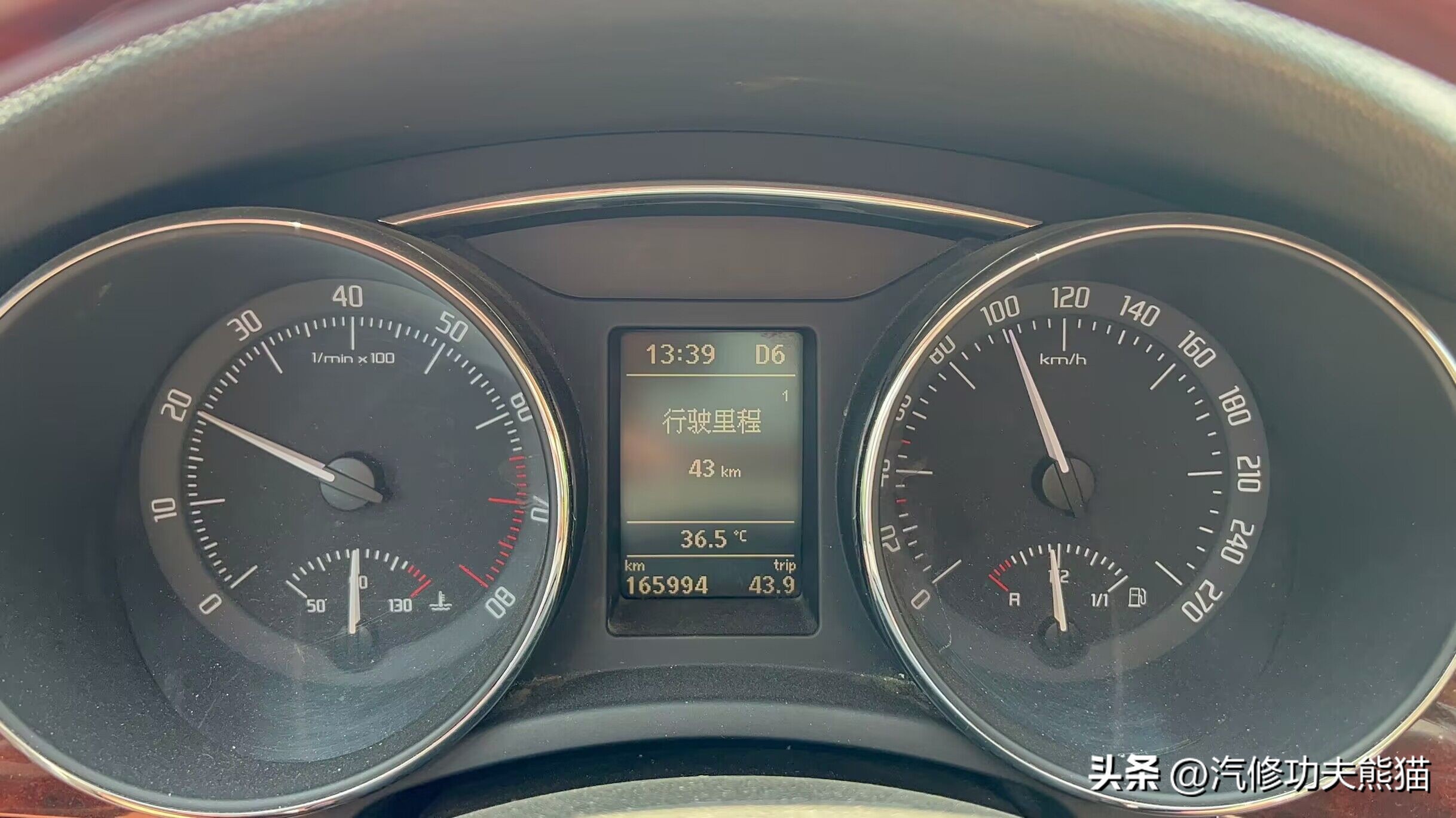 武汉小轿车烧机油处理办法,老款斯柯达烧机油解决方案