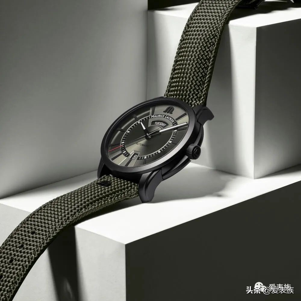 艾美手表奔涛系列玫瑰金表盘,艾美奔涛月相如何