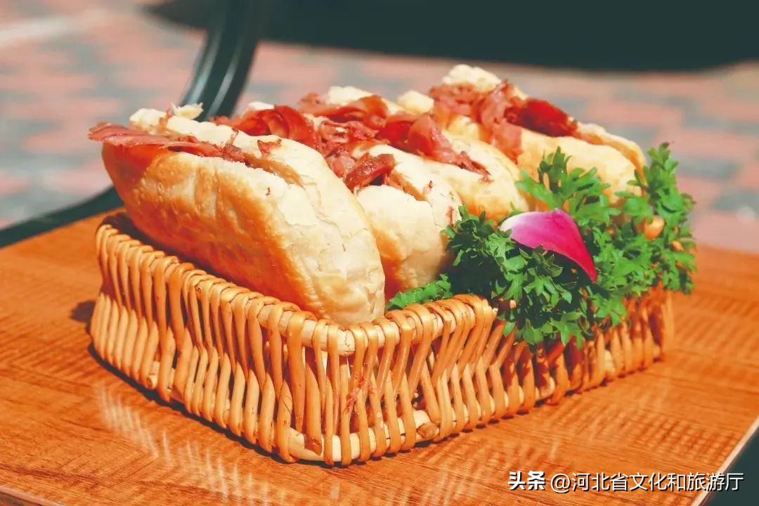 一定带你去旅行吃遍各地的美食,一日游必吃的十大特色餐厅