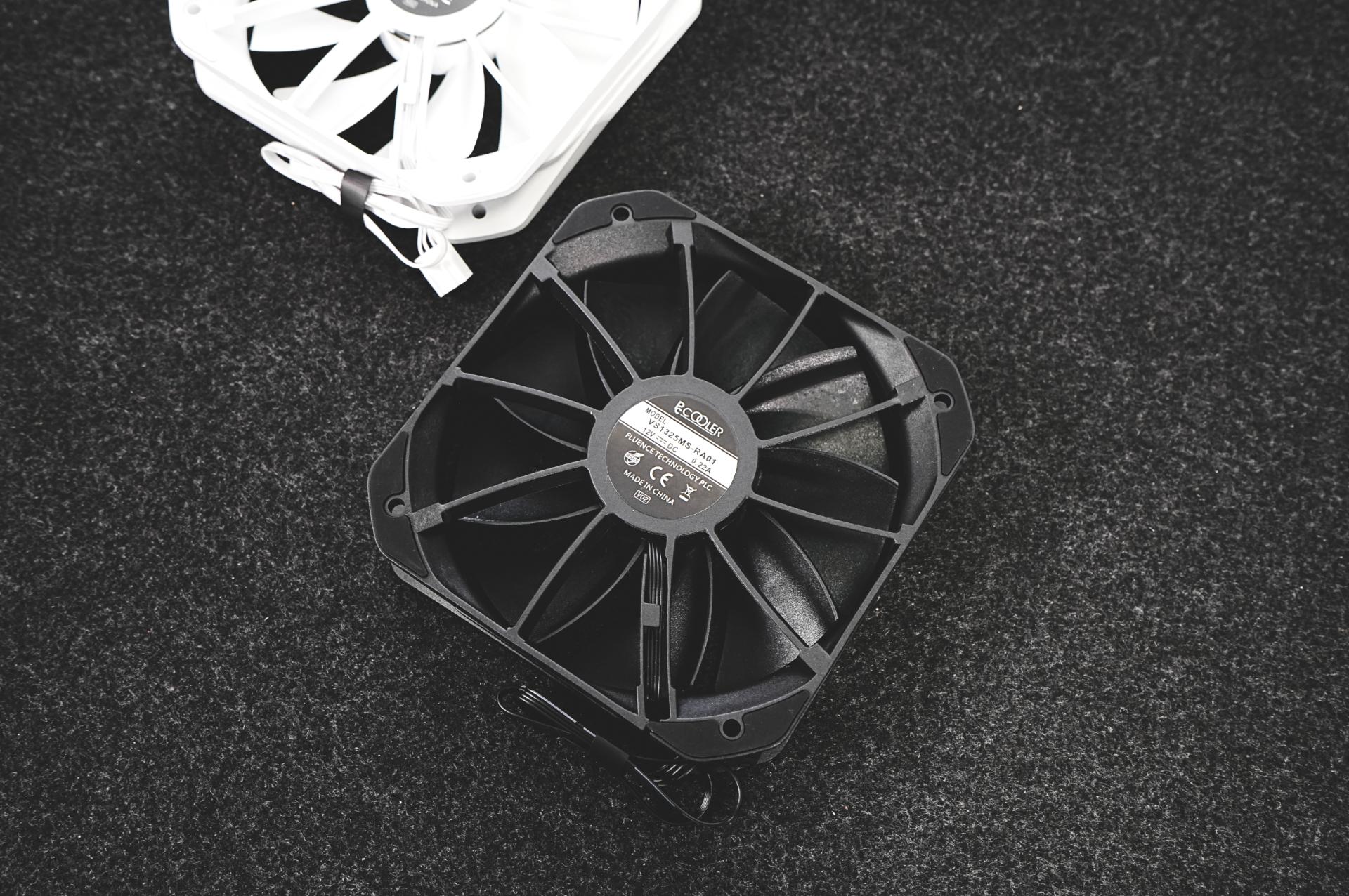 超频三哪个散热器适合amd3600,超频三红海散热器测试