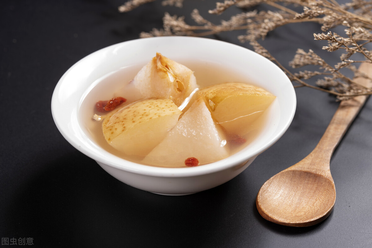 秋天适合喝什么水果茶呢女生,什么水果茶可以滋阴润燥